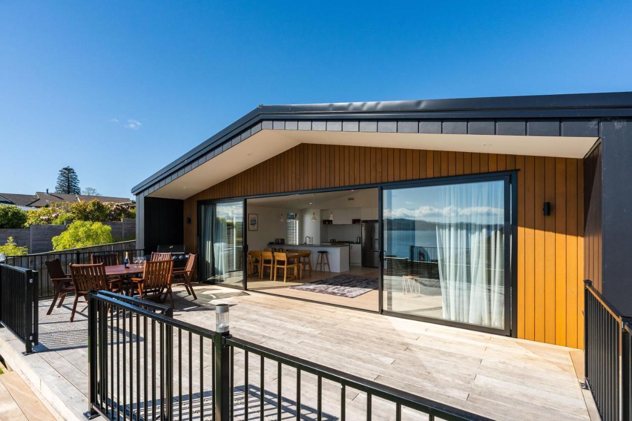 Lakeview Terrace - Taupo Holiday Home Buitenkant foto