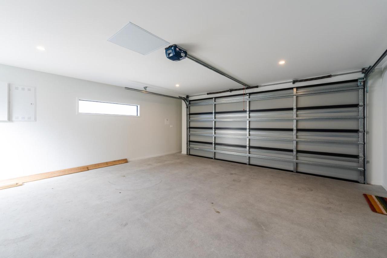 Lakeview Terrace - Taupo Holiday Home Buitenkant foto